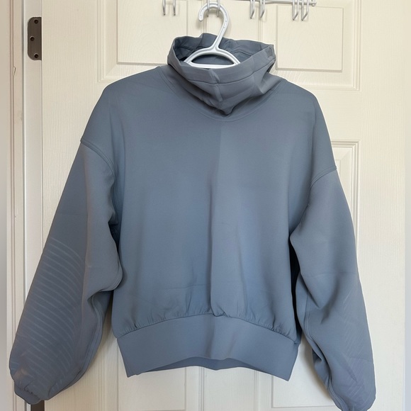 Lululemon sweater - Picture 3 of 4